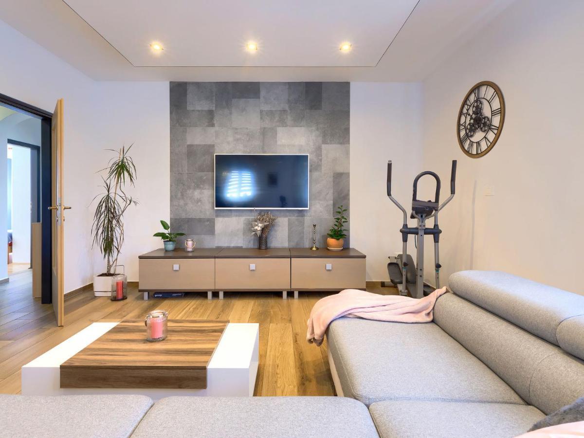 Holiday Home House Eric&Paolo By Interhome Пула Экстерьер фото