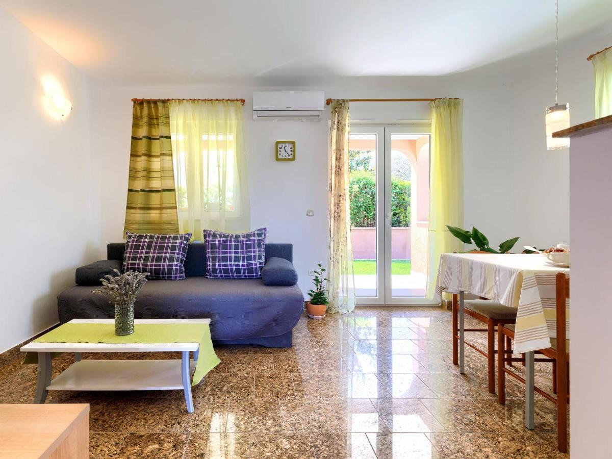Holiday Home House Eric&Paolo By Interhome Пула Экстерьер фото
