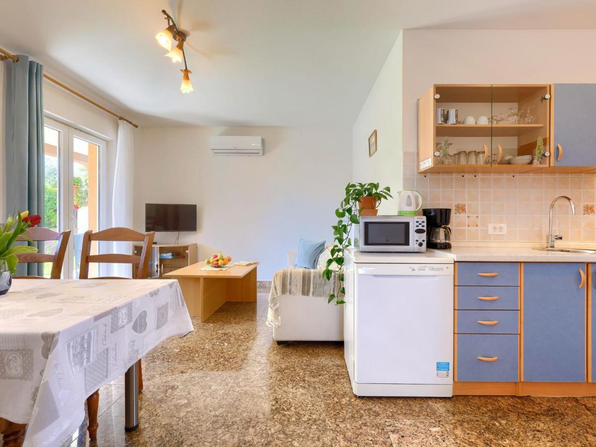 Holiday Home House Eric&Paolo By Interhome Пула Экстерьер фото