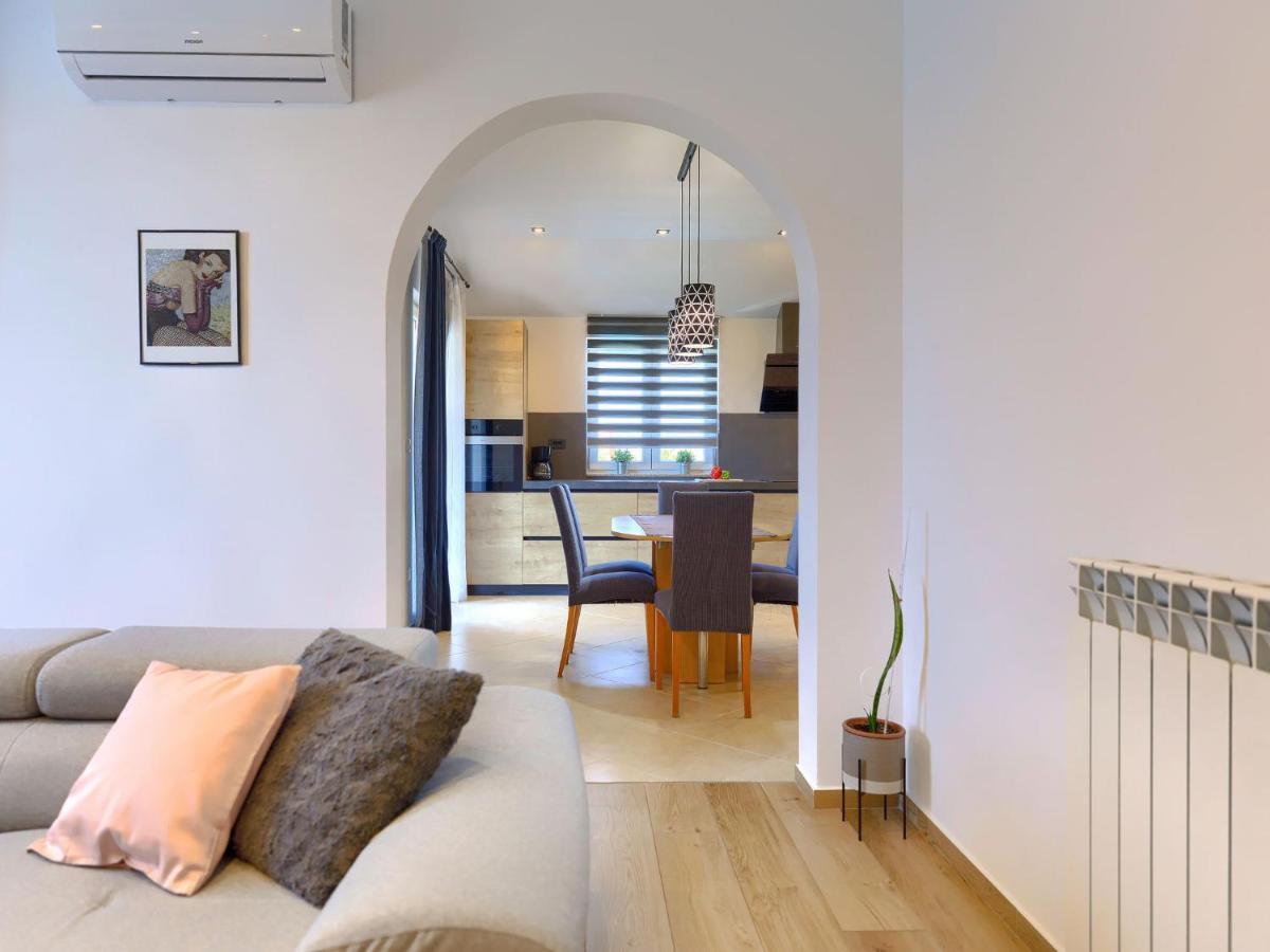 Holiday Home House Eric&Paolo By Interhome Пула Экстерьер фото